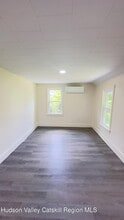 8 Marie Rd in Highland, NY - Building Photo - Building Photo