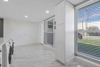 708 NE 23rd Ave in Pompano Beach, FL - Building Photo - Building Photo