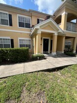 2224 Arbor Lakes Cir in Sanford, FL - Building Photo
