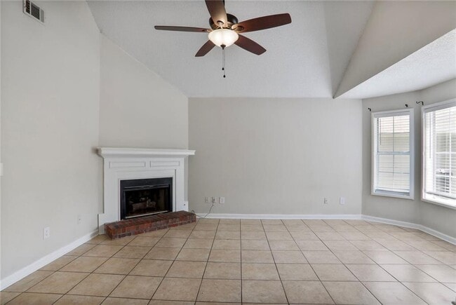 3756 Old Oak Ct in Powder Springs, GA - Building Photo - Building Photo