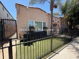 1119 St Louis Ave in Long Beach, CA - Building Photo