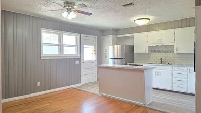 2403 38th St in Lubbock, TX - Building Photo - Building Photo