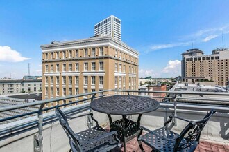 201 Magazine St in New Orleans, LA - Building Photo - Building Photo