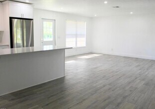 3680 Gasparilla St in Saint James City, FL - Building Photo - Building Photo