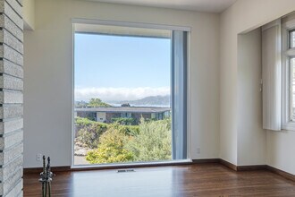 90 Geldert Dr in Tiburon, CA - Building Photo - Building Photo