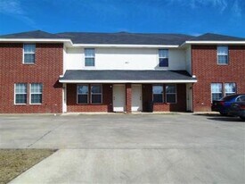 1611 Inca Dr, Unit C in Harker Heights, TX - Building Photo