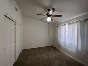 3252 S Kristina Park Loop in Tucson, AZ - Building Photo - Building Photo