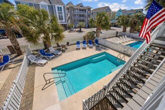 111B S Yaupon Dr, Unit ID1308937P in Surfside Beach, SC - Foto de edificio - Building Photo