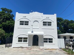 27 NE 60th Ter in Miami, FL - Building Photo - Building Photo