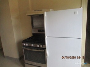 1720 E Main St in Waterbury, CT - Building Photo - Building Photo
