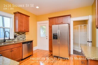 1416 Sigsbee St SE in Grand Rapids, MI - Building Photo - Building Photo
