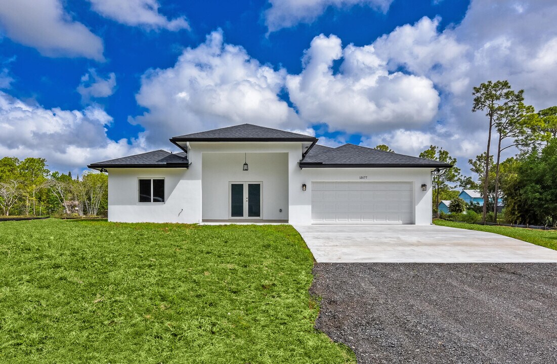 13177 47th Ct N in West Palm Beach, FL - Building Photo