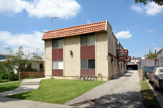 1033 Ruberta Ave in Glendale, CA - Building Photo - Building Photo