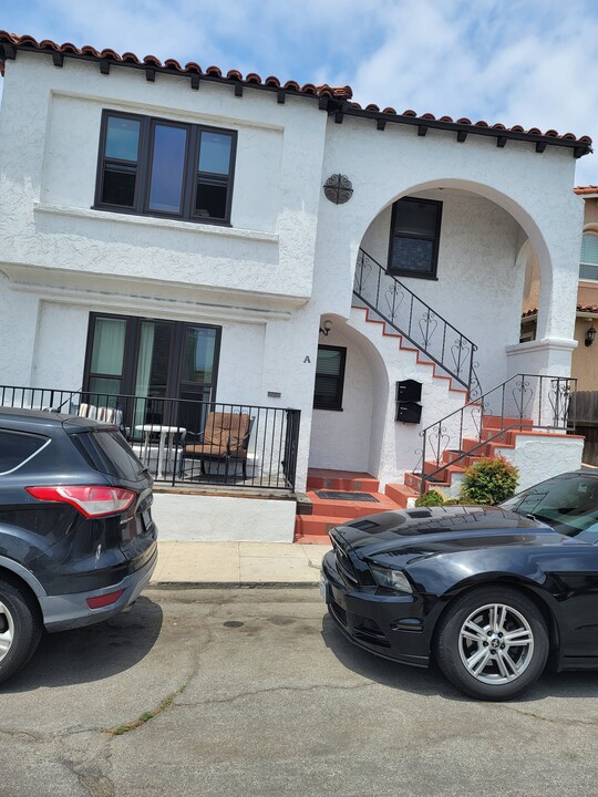 43 Belmont Ave, Unit A in Long Beach, CA - Foto de edificio