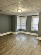 18 John St, Unit 18 John St 3rd floor in Fall River, MA - Building Photo - Building Photo