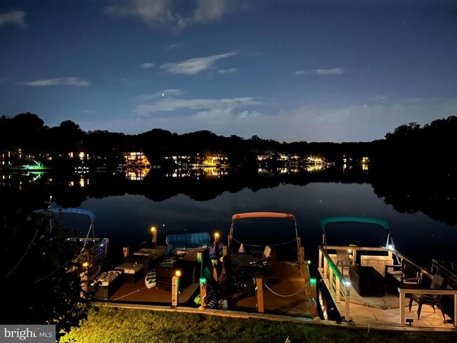 property at 11166 Harbor Ct