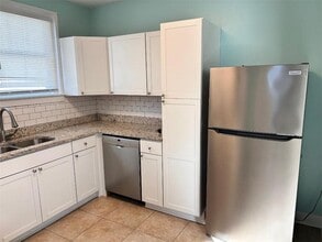 356 Rapier Ave in Mobile, AL - Building Photo - Building Photo