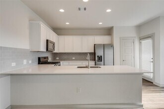 153 Filifera Ct in Leander, TX - Building Photo - Building Photo