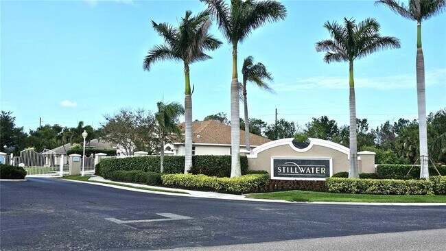 105 Abercrombie Ave in Englewood, FL - Building Photo - Building Photo