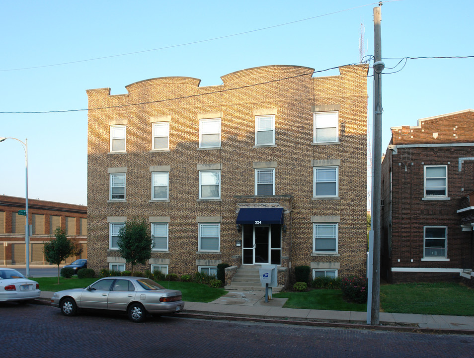 2754 Harney St in Omaha, NE - Foto de edificio