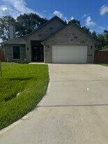 1513 Sherl St in League City, TX - Building Photo