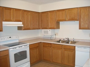 MEADOW CREEK APARTMENTS in Kewaskum, WI - Building Photo - Interior Photo