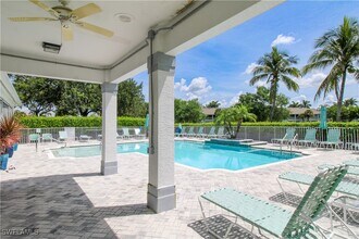5964 Sand Wedge Ln in Naples, FL - Building Photo - Building Photo