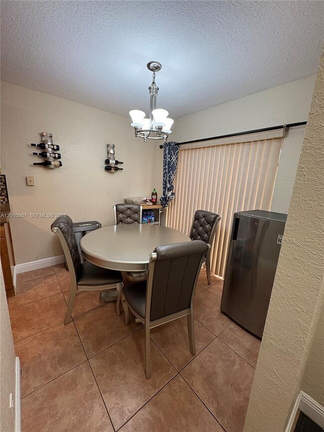 8905 NW 38th Dr in Coral Springs, FL - Building Photo - Building Photo