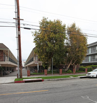 1616-1618 Grismer Ave in Burbank, CA - Foto de edificio - Building Photo