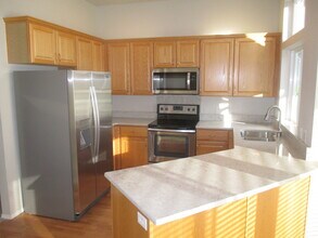 504 Creekside Dr SE in Salem, OR - Building Photo - Building Photo