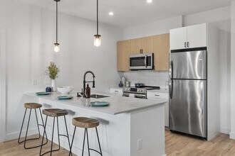 635 Main St, Unit 313 in Wilmington, MA - Foto de edificio - Building Photo