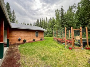 2950 Drum Ave in North Pole, AK - Building Photo - Building Photo
