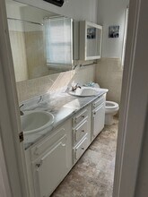 610 W Main St, Unit 2 in Marshalltown, IA - Foto de edificio - Building Photo