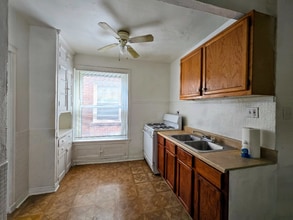 5478 Queens Ave in St. Louis, MO - Building Photo - Building Photo