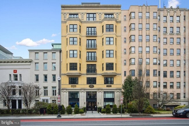 property at 1108 16th St NW