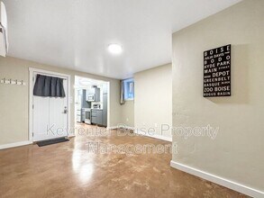 1015 W Sherman St in Boise, ID - Foto de edificio - Building Photo