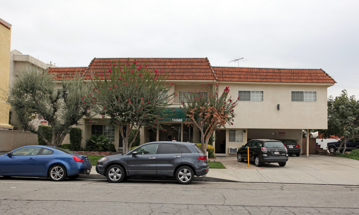 Northridge Garden Apartments in Northridge, CA - Building Photo