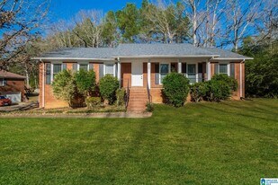 720 Country View Terrace in Center Point, AL - Building Photo