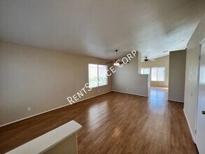 3424 Amber St in Rosamond, CA - Building Photo - Building Photo