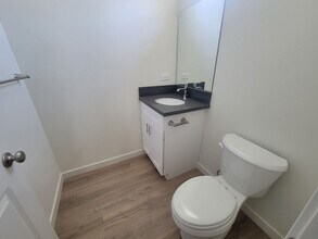 8304 Grandy St in Bakersfield, CA - Building Photo - Building Photo