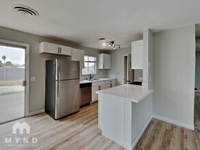 4771 E Monroe Ave in Las Vegas, NV - Building Photo - Building Photo