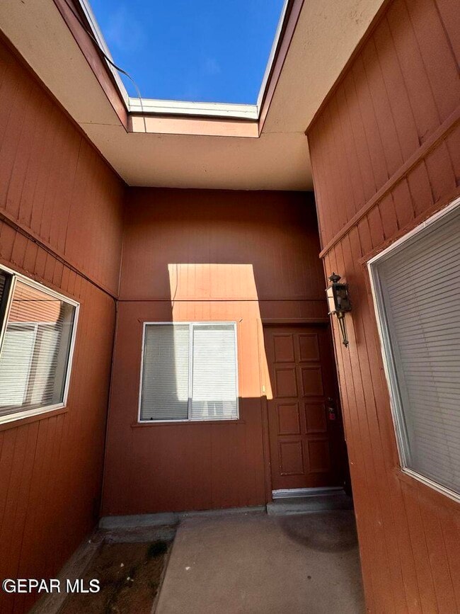 property at 2827 Anise Dr