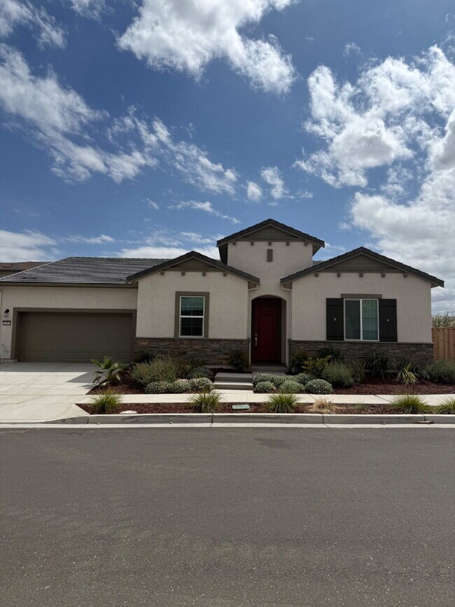 property at 8190 Lamplight Dr