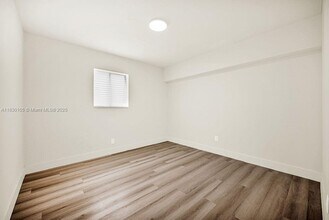 7710 NW 6th Ct in Pembroke Pines, FL - Building Photo - Building Photo