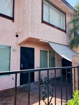 4350 Caliente St in Las Vegas, NV - Building Photo