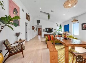 5245 Hub St, Unit Don Dennis in Los Angeles, CA - Building Photo - Building Photo
