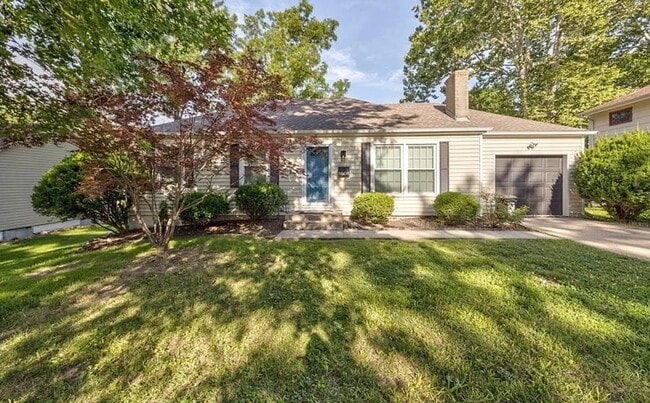 8608 Maple Ave in Raytown, MO - Building Photo - Building Photo