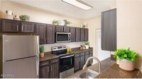 34000 N 27th Dr, Unit 2 in Phoenix, AZ - Building Photo - Building Photo