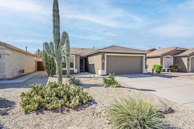 3807 E Hazeltine Way in Chandler, AZ - Building Photo - Building Photo