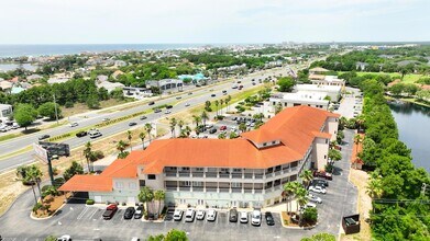 4507 Furling Ln, Unit 302 in Destin, FL - Building Photo - Building Photo
